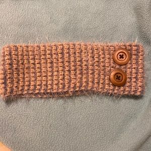 Earmuff headband